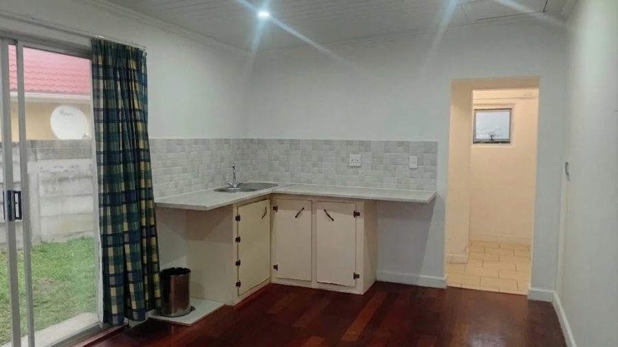 To Let 1 Bedroom Property for Rent in Gonubie Eastern Cape
